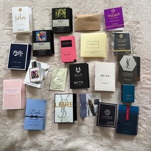 Deluxe Fragrance Sampler set - 18 pieces!!
